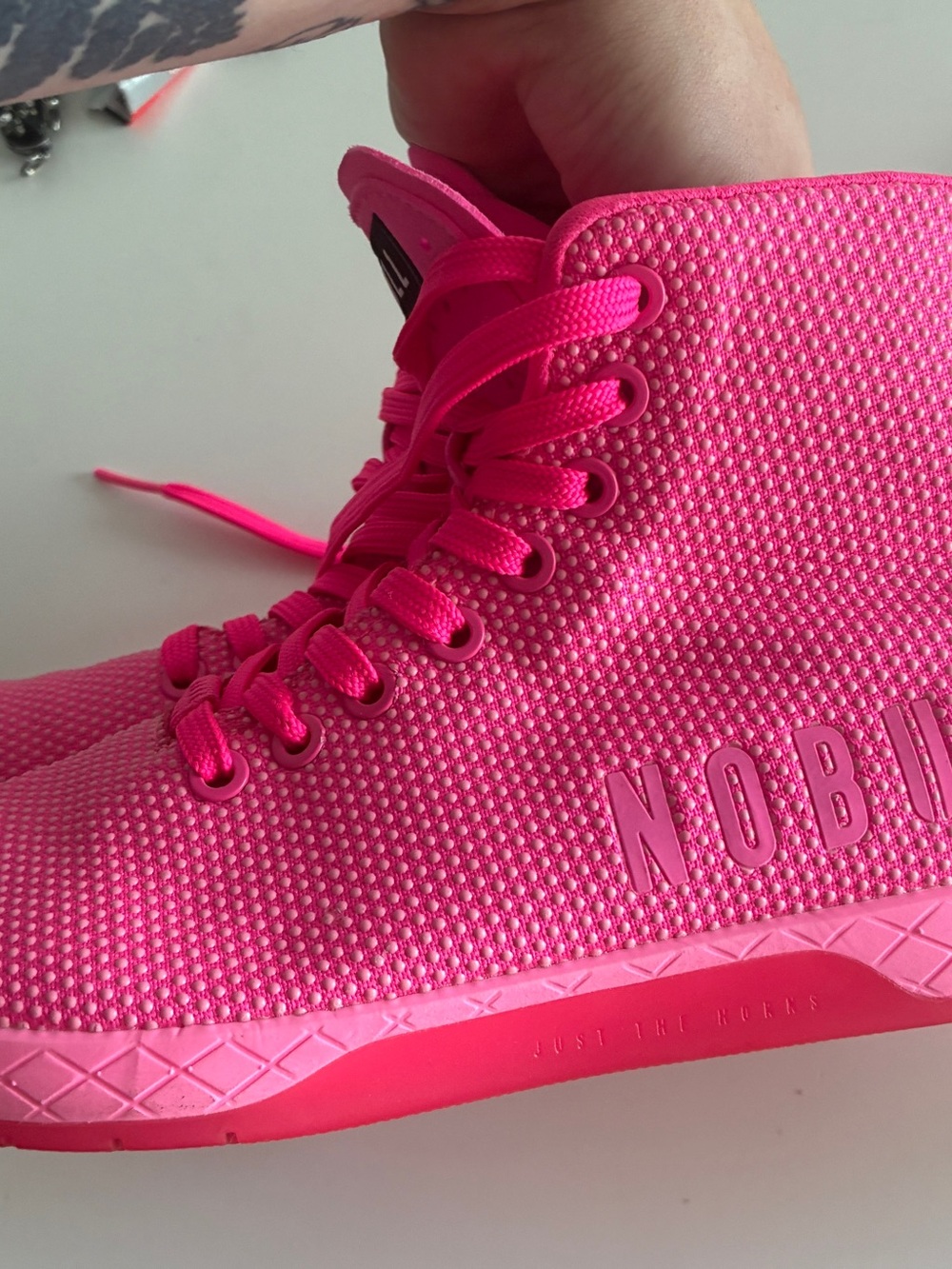 NEW NoBull Outwork High Top Women Size 7 Neon Pink Training Sneakers